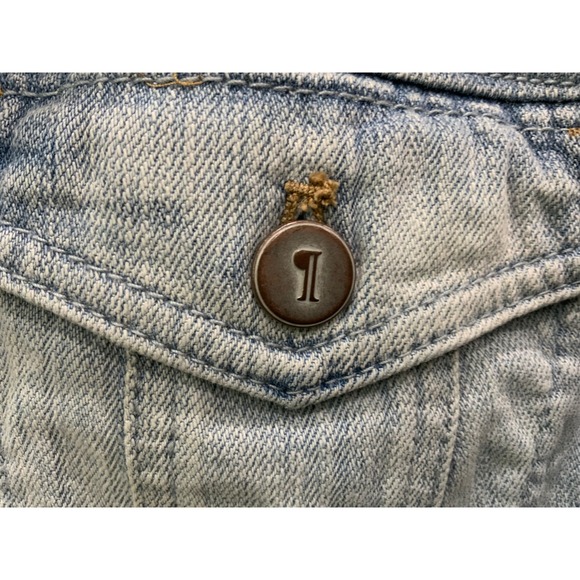 Light Wash Denim vest Button Front Cropped Style Women - Picture 5 of 17